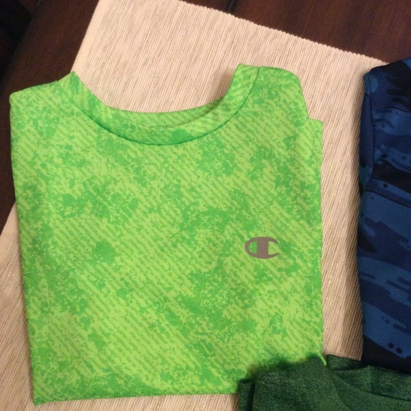 Final price❗️3 champion shirts 4T NWOT - Picture 4 of 7